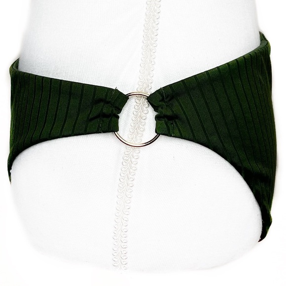 Hollister Olive Green Ribbed Gold Side Ring Moderate Coverage Bikini Bottoms L - Picture 2 of 3